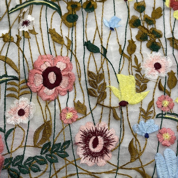 NWT Zara floral embroidered tulle tote. - Picture 3 of 6